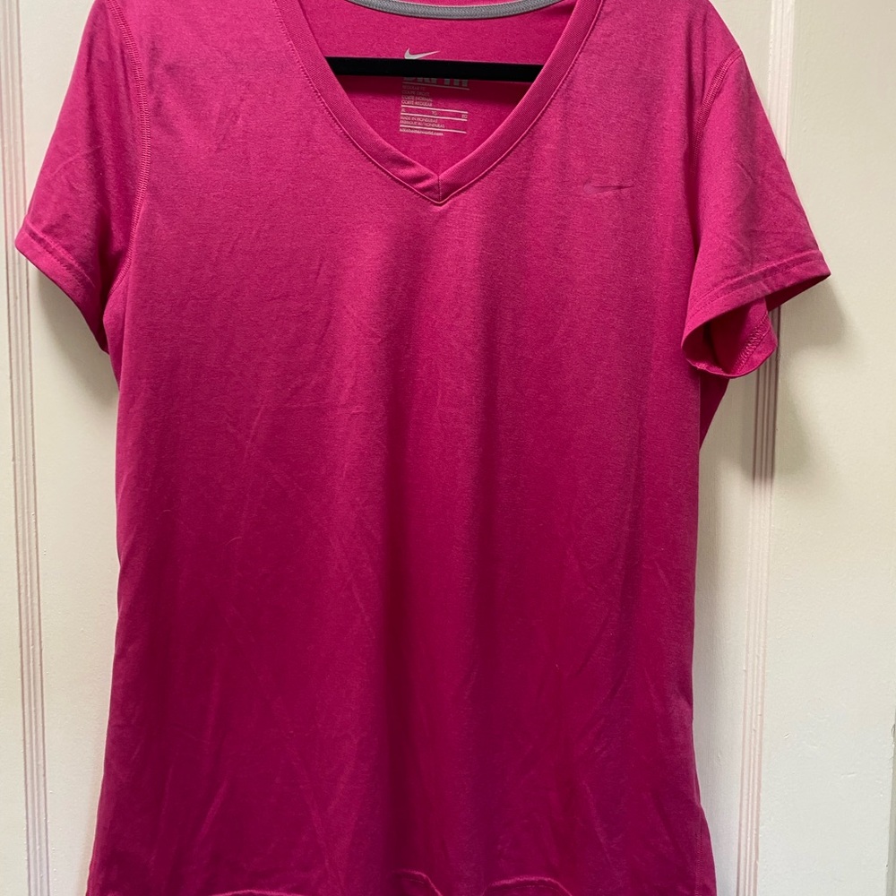 Nike Women's Short Sleeve raspberry pink Tee